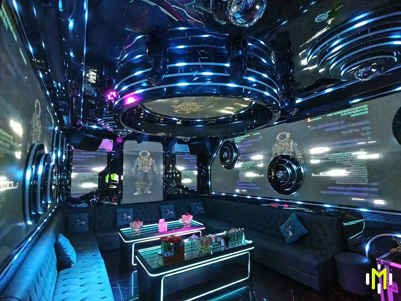 BOSS VILLA VIP10 别墅型 KTV 包房实景