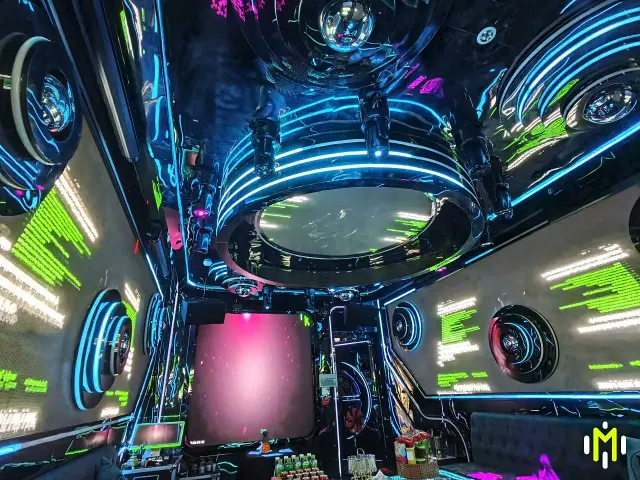 BOSS VILLA VIP10 多屏娱乐区实景